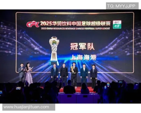 足球大奖项揭晓之夜精彩纷呈各路明星齐聚共庆荣耀时刻